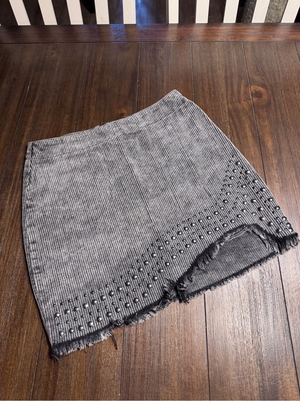 POL Studded Mineral Wash Corduroy Mini Skirt Gray Raw Hem Size Small NWOT